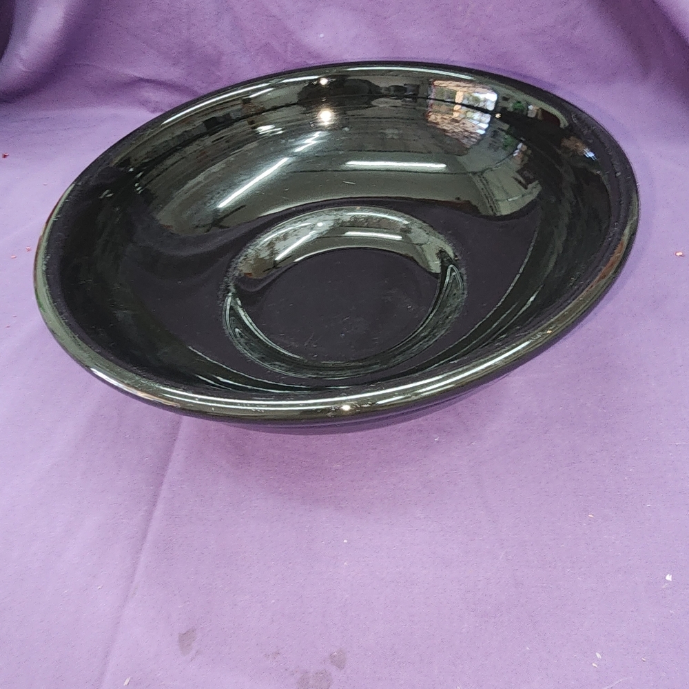 Fiesta footed serving bowl, Black color
